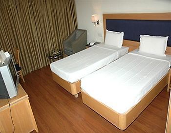 Rukmini Riviera Otel Haydarabad Dış mekan fotoğraf