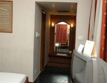 Rukmini Riviera Otel Haydarabad Dış mekan fotoğraf